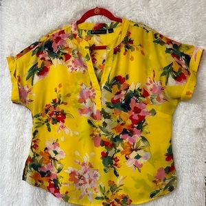New York and Company Blouse/Shell